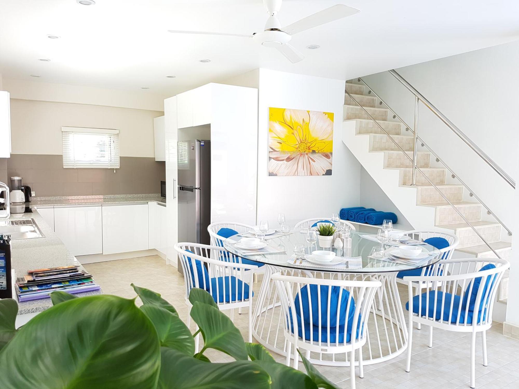 Beachside 3-Bedroom Townhouse W Private Pool At 70 Meters From Beach Ban Bang Po Luaran gambar